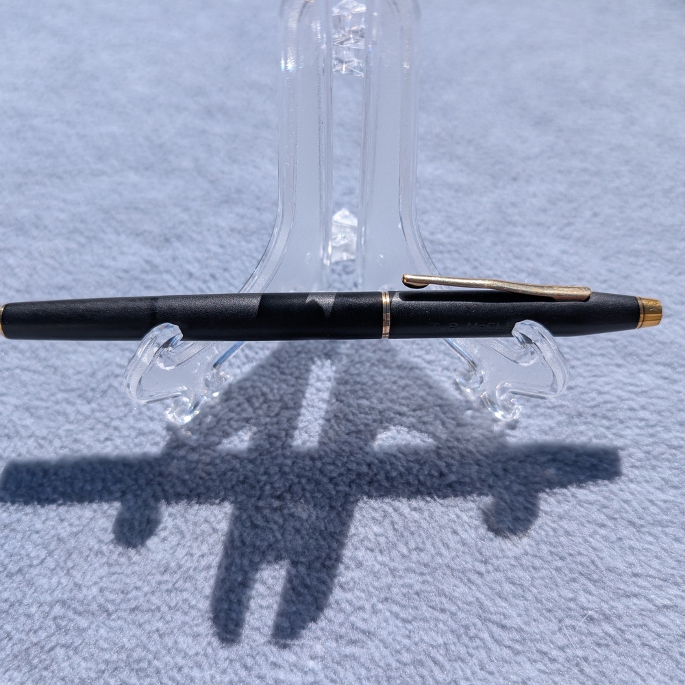 Cross Select Tip Classic Matte Black Felt Tip Pen with Gold Accents